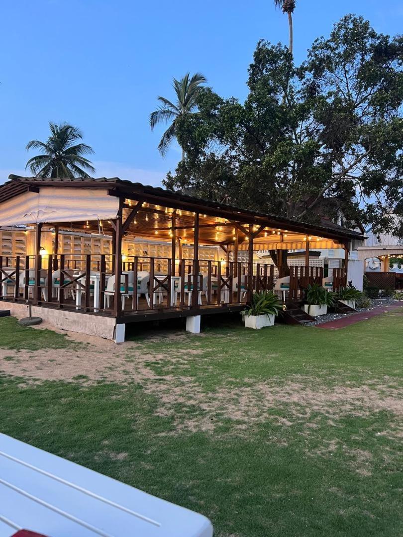 Residence Hoteliere Oceane Libreville Kültér fotó